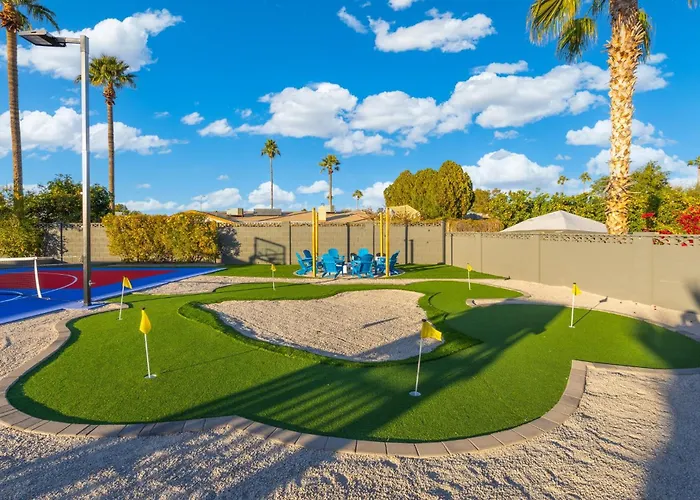Holiday home Rio Kierland Pool Hot Tub Mini Golf Fun *